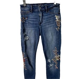 Abercrombie & FITCH distressed size 24 flower jeans skinny ankle length.